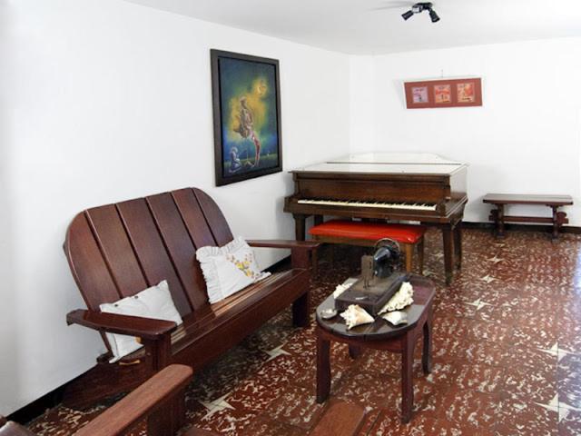 Habita Estudios Laureles Medellín Exterior foto